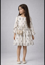 ROCHIE CU ACCESORIU GEANTĂ 6-13 ANI