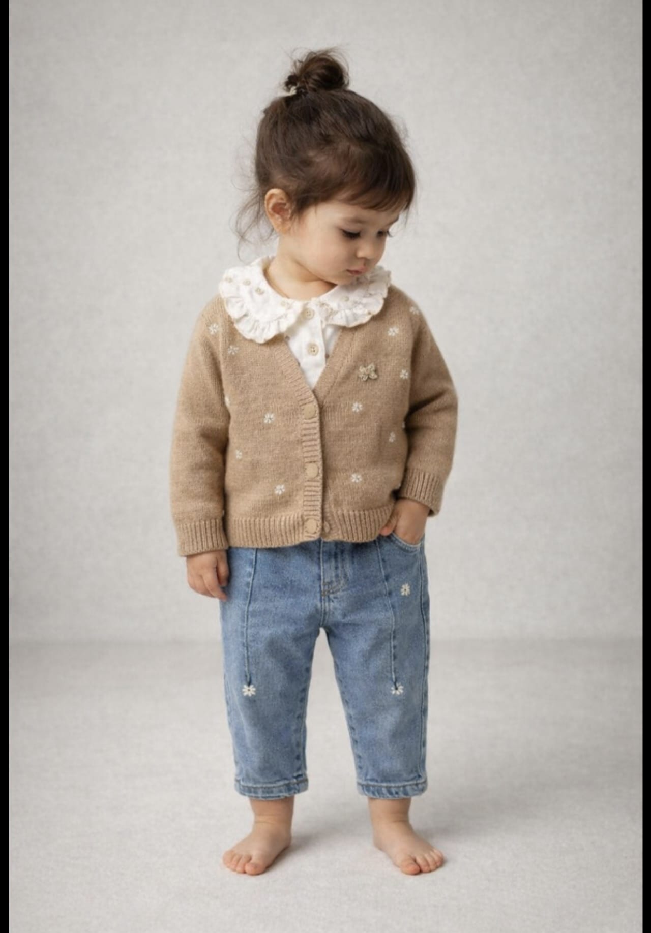 Set cămașă cu imprimeu și broderie,pantaloni Denim și Cardigan &nbsp;Missolix 9/24 luni&nbsp;