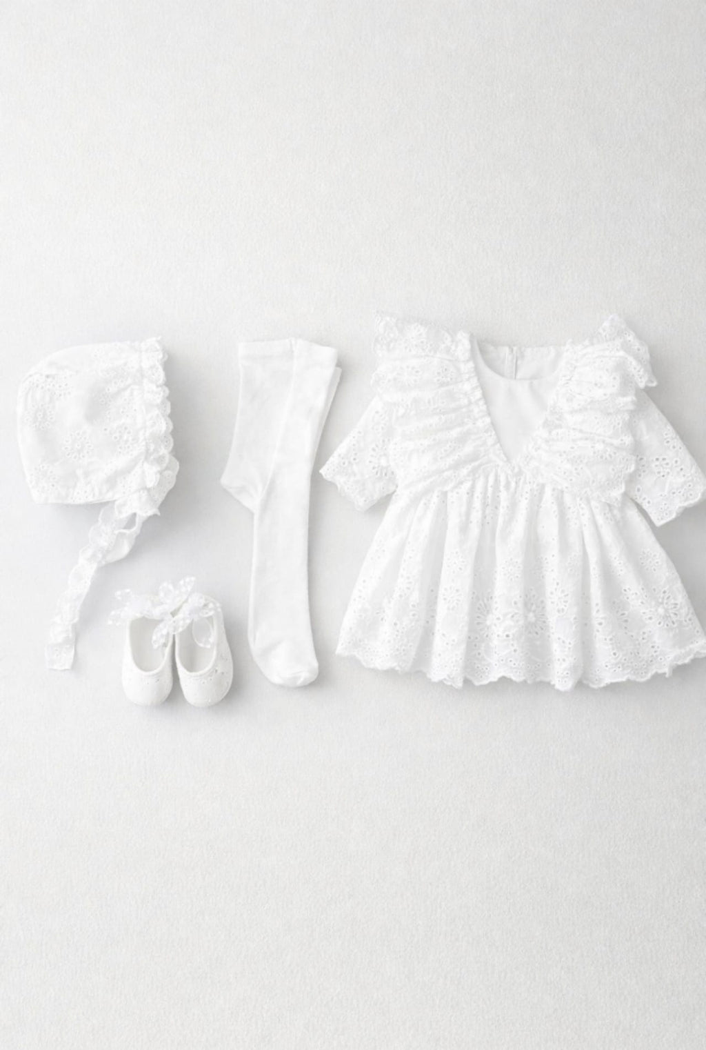 SET BOOTEZ ROCHIE AURORA 0-3 si 3-6 &nbsp;LUNI&nbsp;