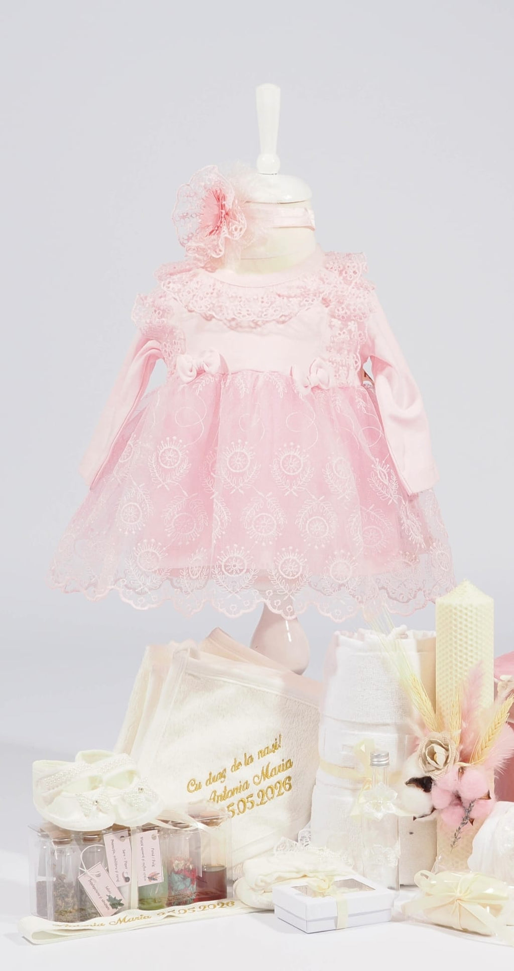 ROCHIȚA RENATA&nbsp;pentru ceremonie | 3–12 luni