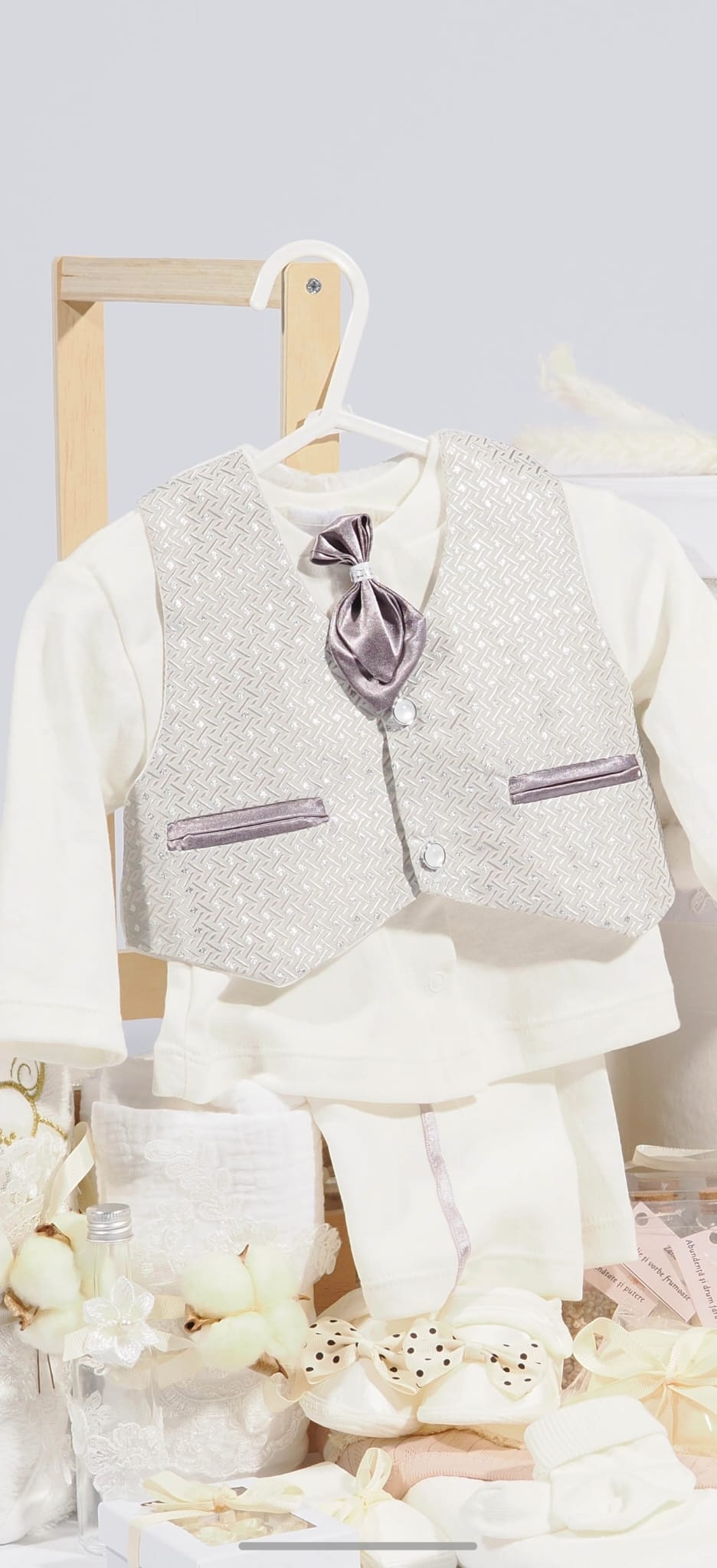 Costum de botez băieți „Erik” cu vestă și cravată