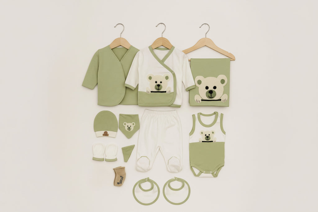 CONCON SET 10 PIESE LUXURY CU URS NOU-NĂSCUT